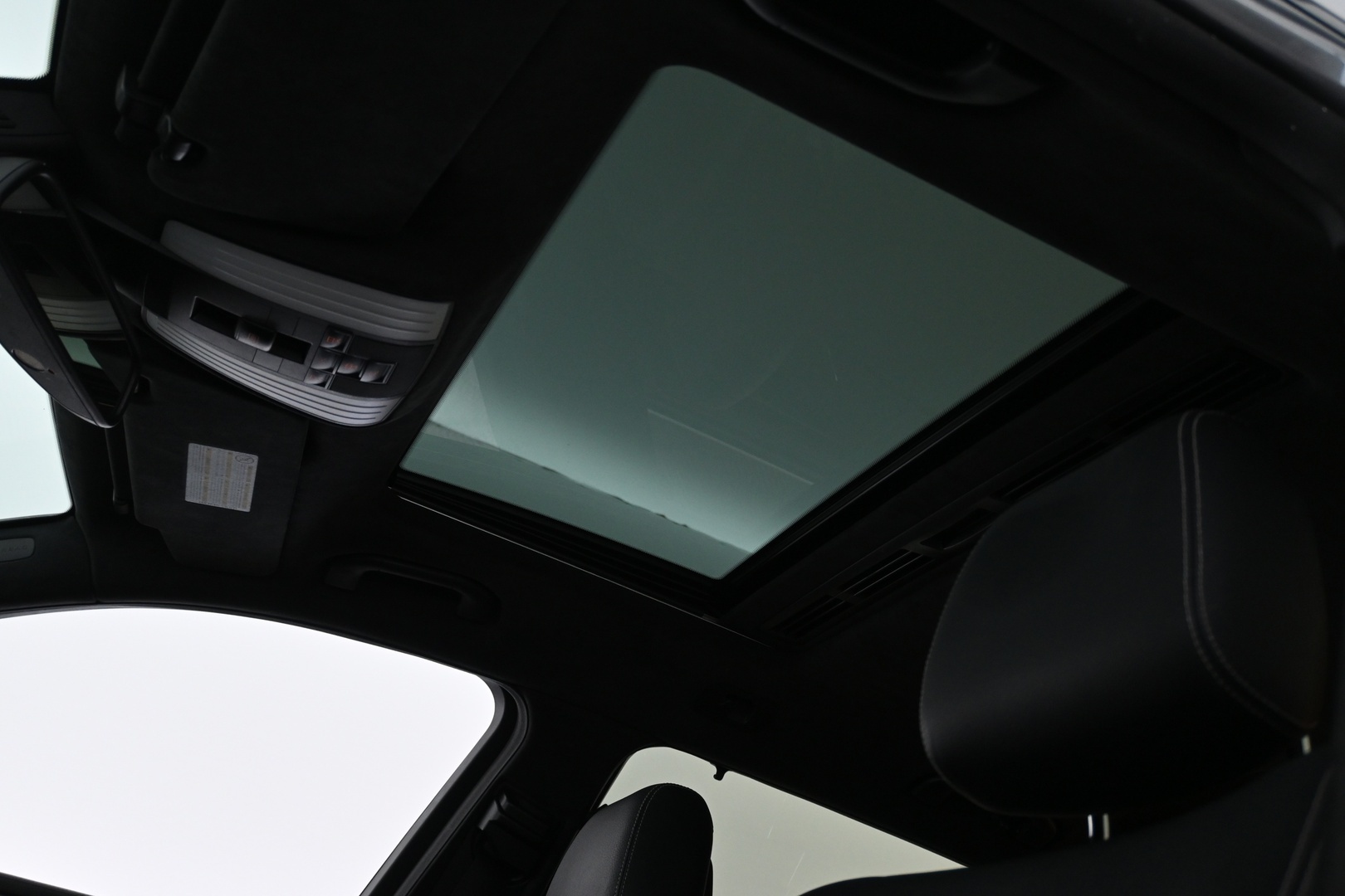 MERCEDES-BENZ E 2010