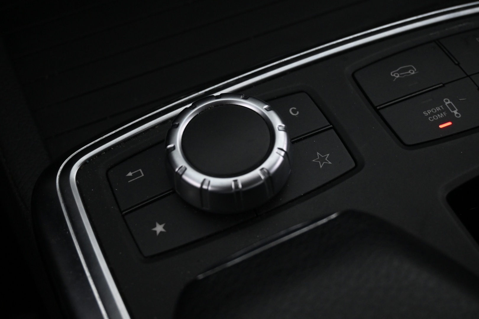 MERCEDES-BENZ ML 2012