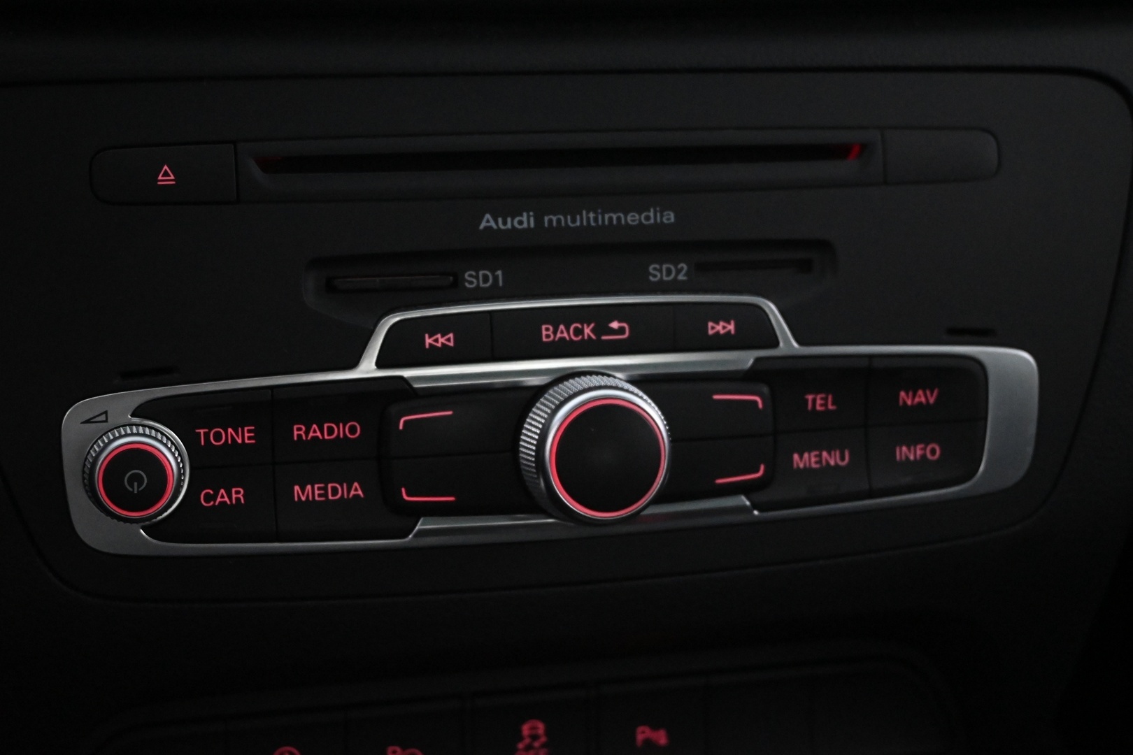 AUDI Q3 2012
