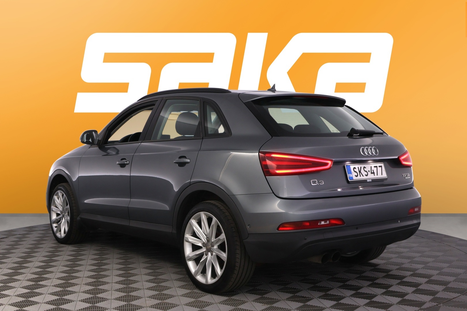 AUDI Q3 2012