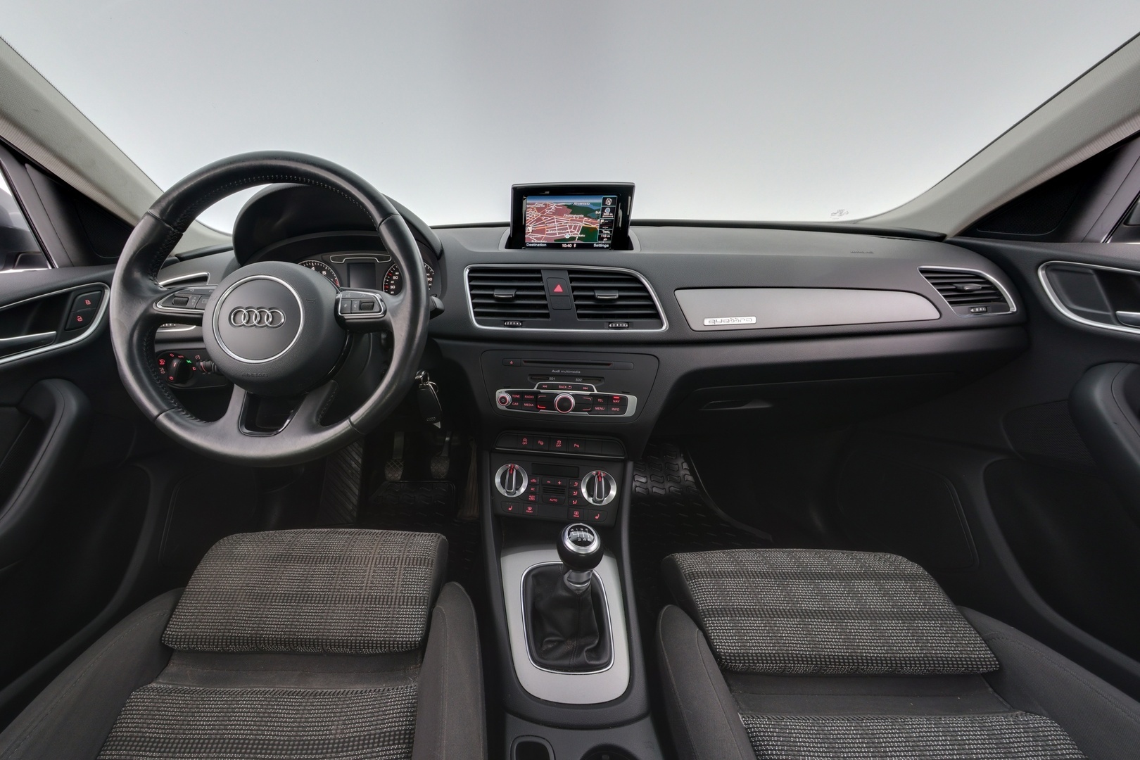 AUDI Q3 2012