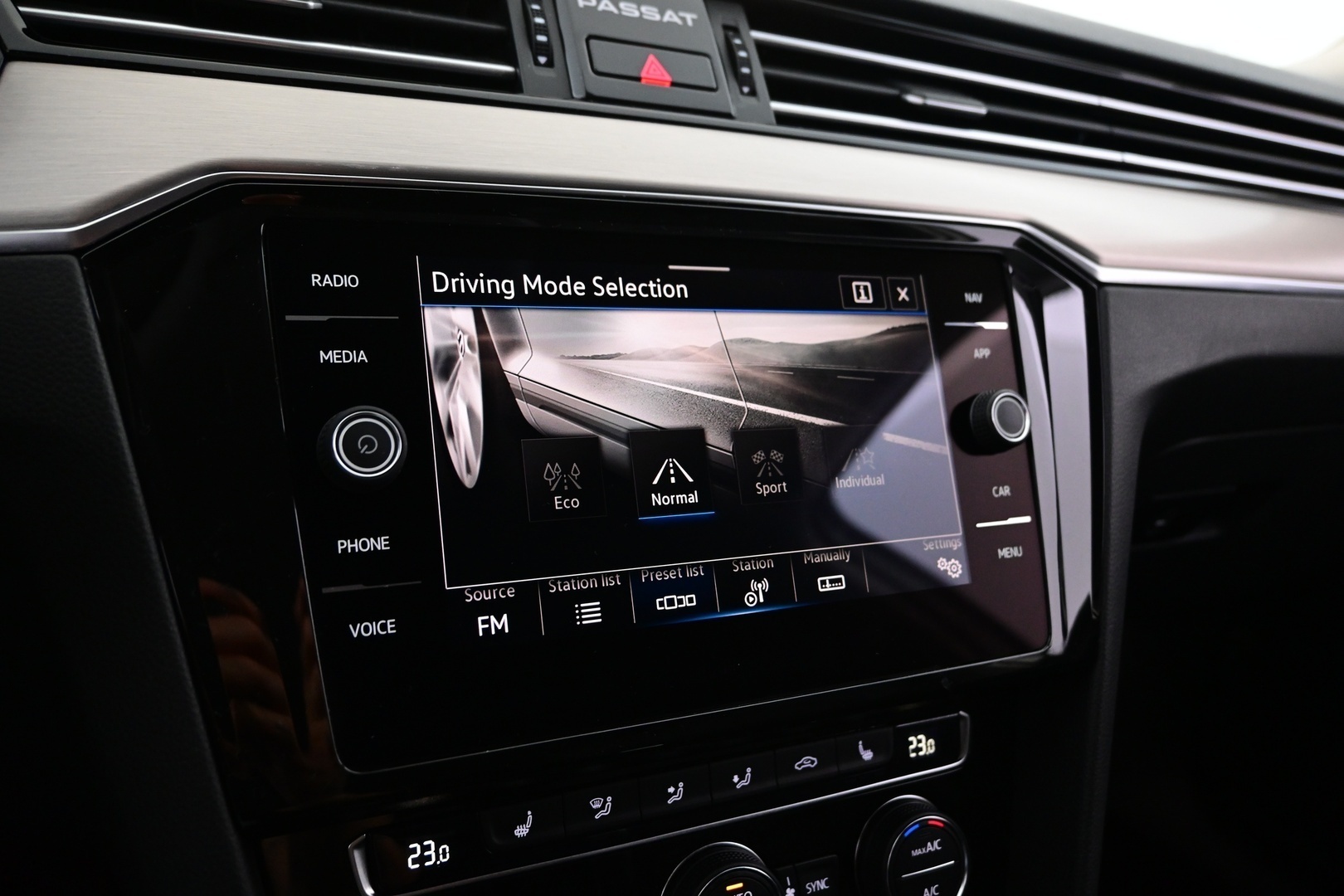 VOLKSWAGEN Passat 2020