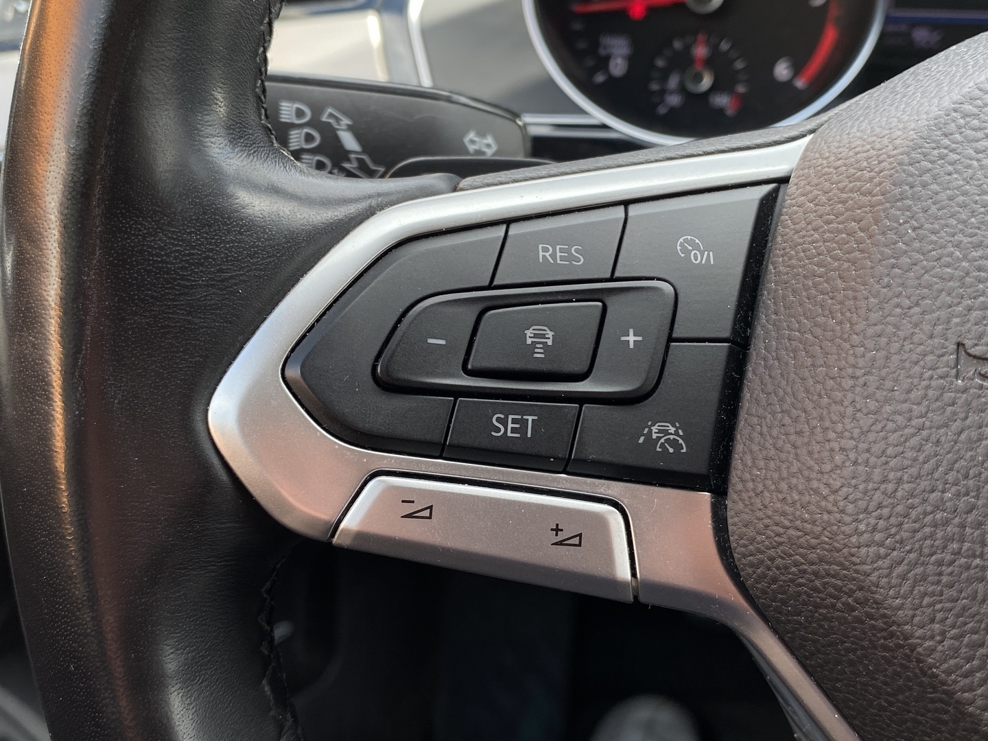 VOLKSWAGEN Passat 2020