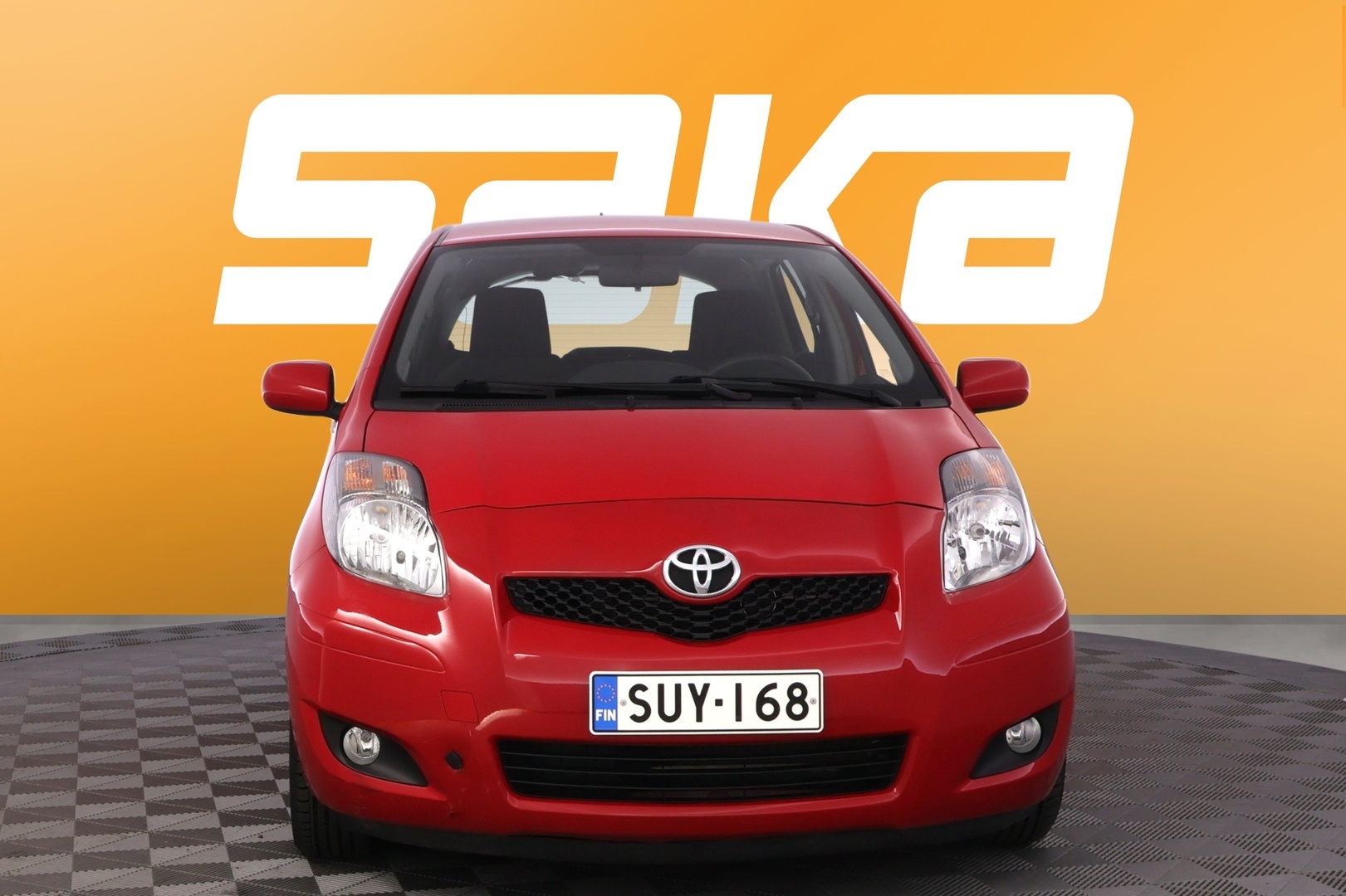 TOYOTA Yaris 2010