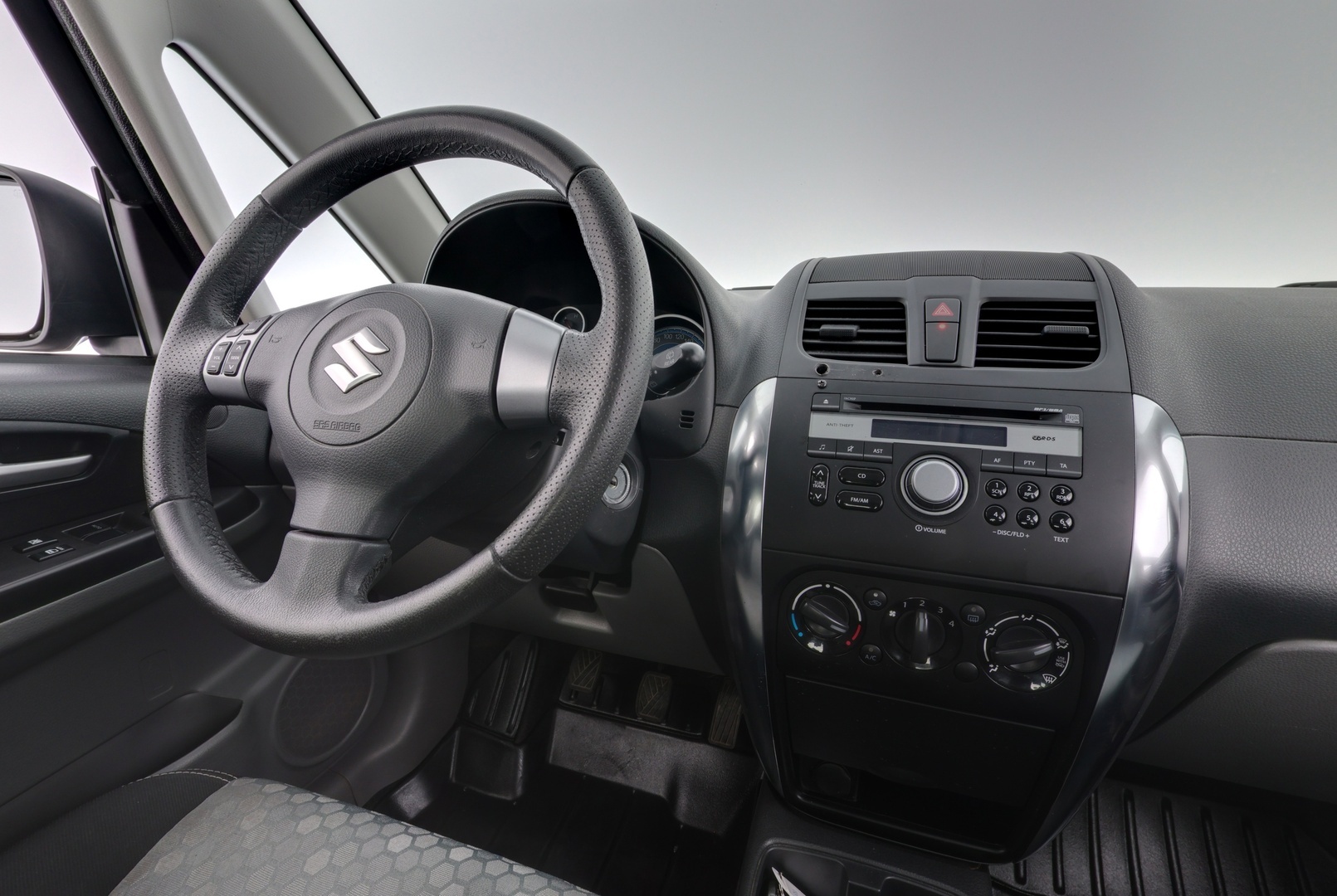 SUZUKI SX4 2013