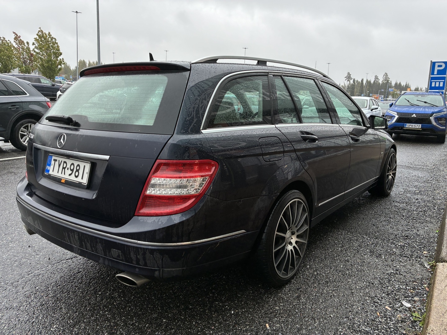 MERCEDES-BENZ C 2009
