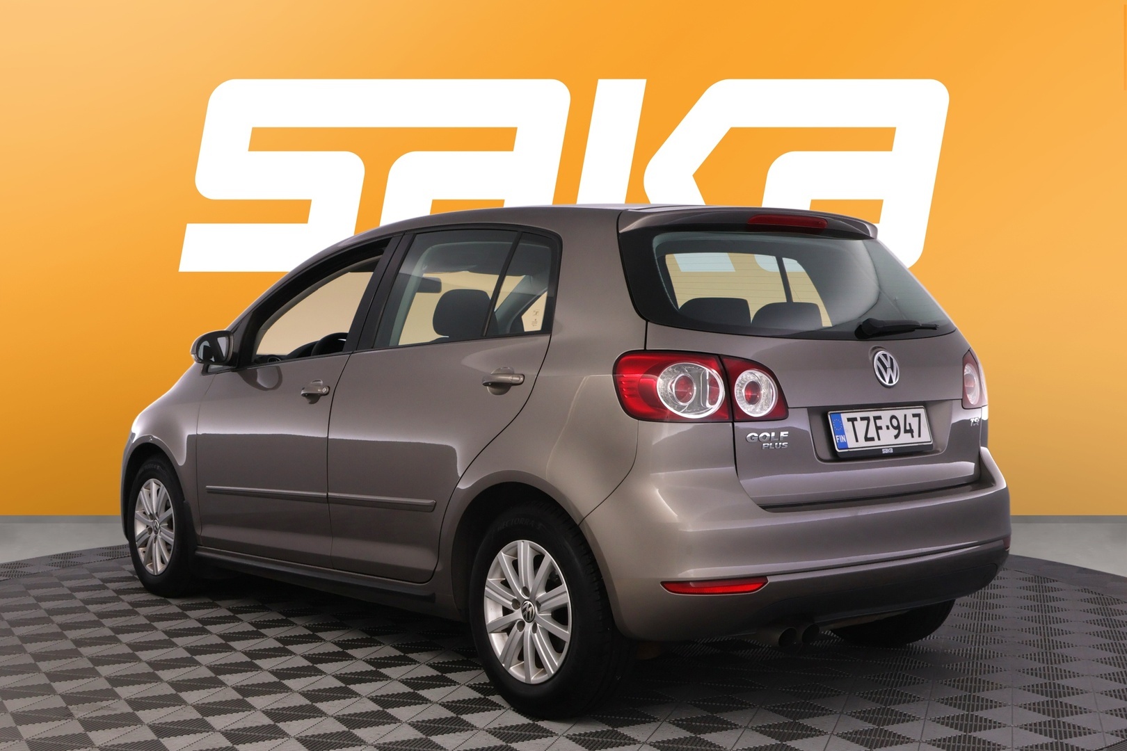 VOLKSWAGEN Golf Plus 2012