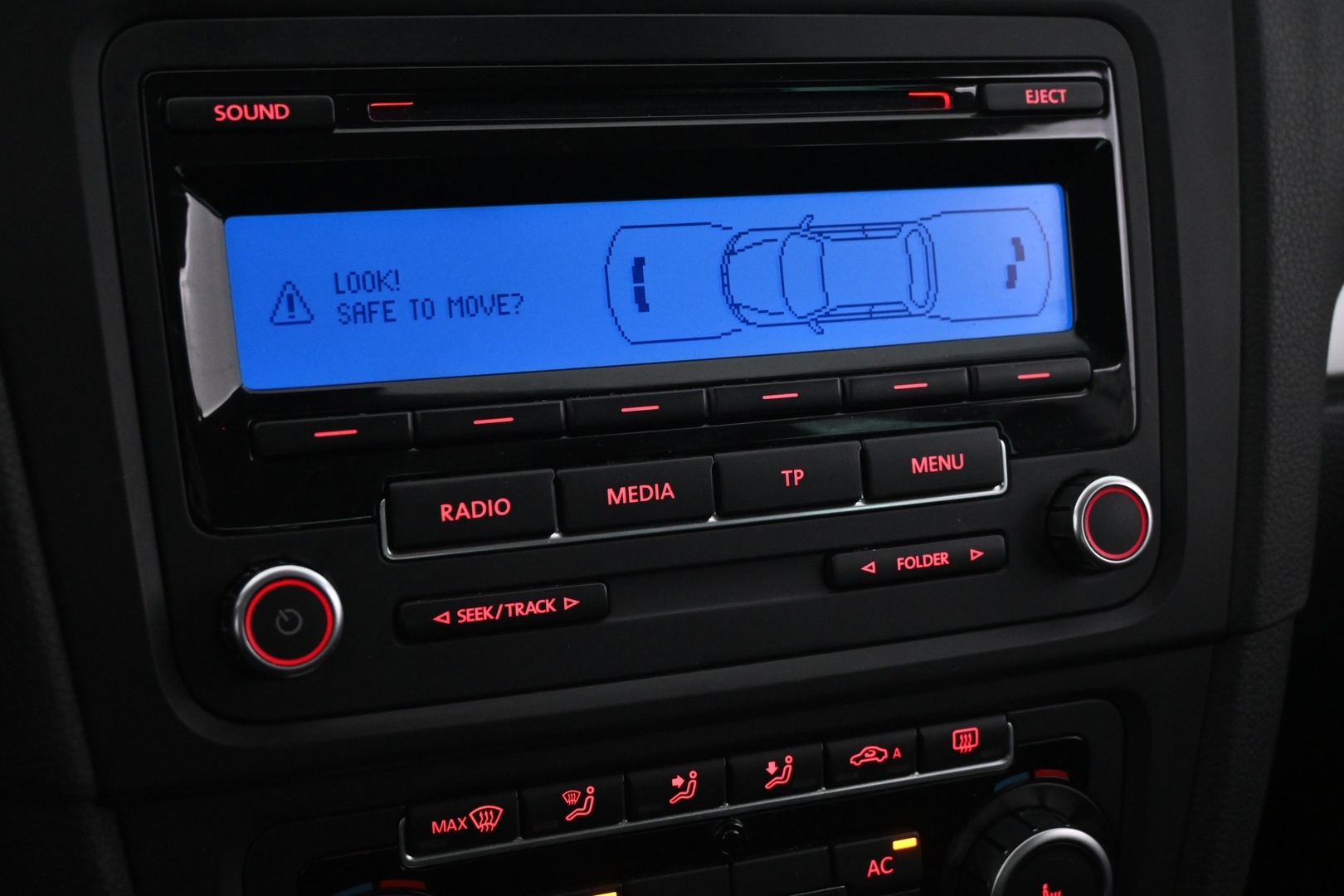 VOLKSWAGEN Golf 2011