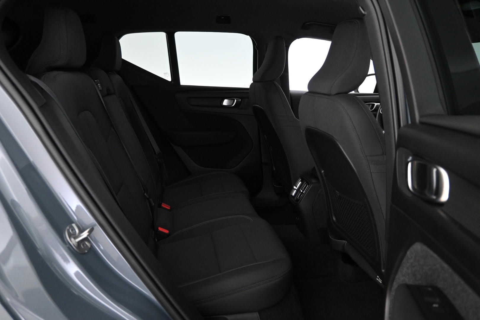 VOLVO XC40 2023