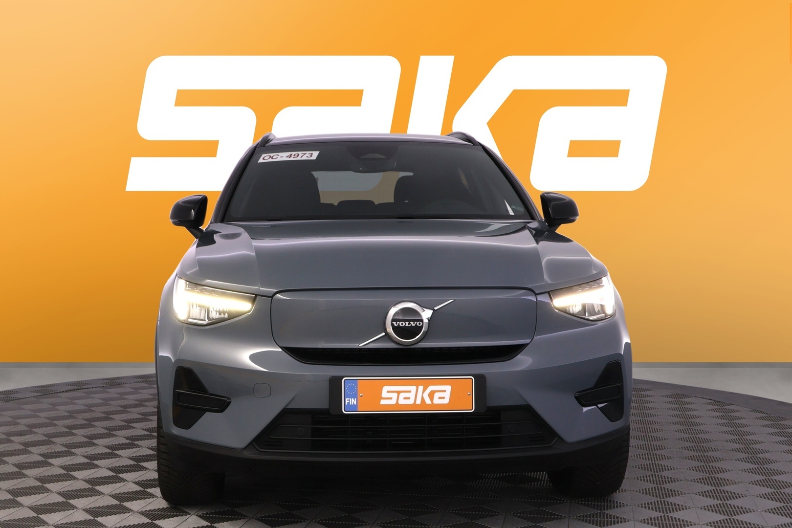 VOLVO XC40 2023