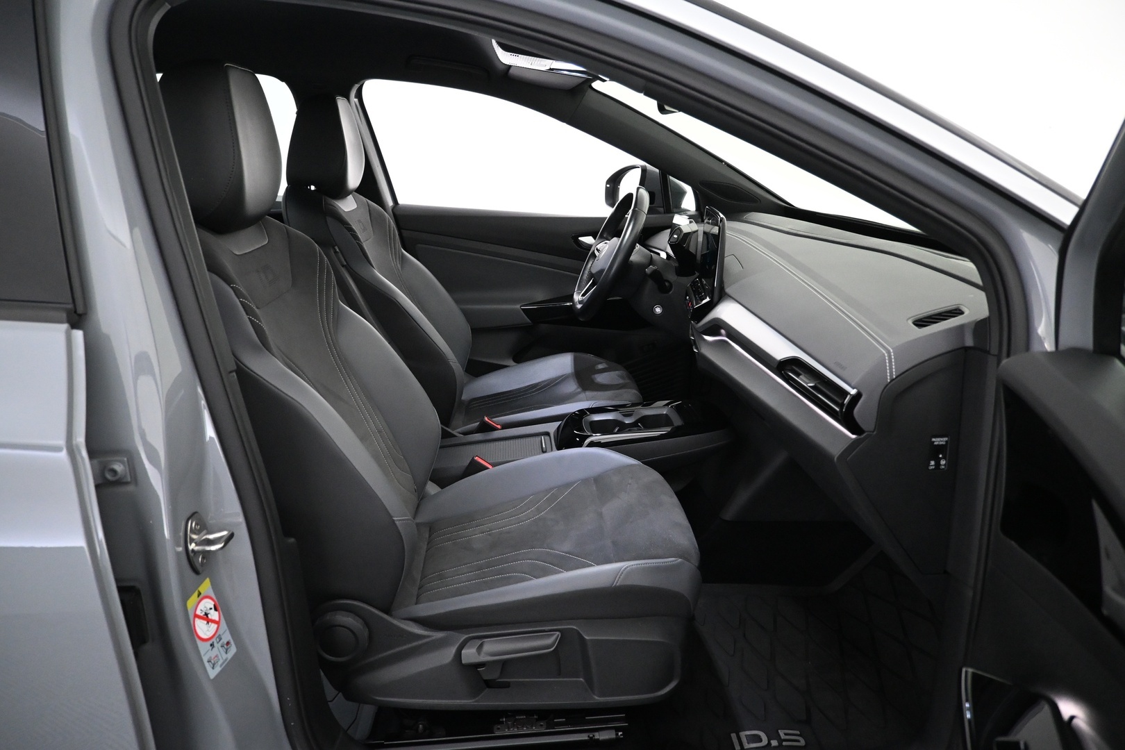 VOLKSWAGEN ID.5 2023