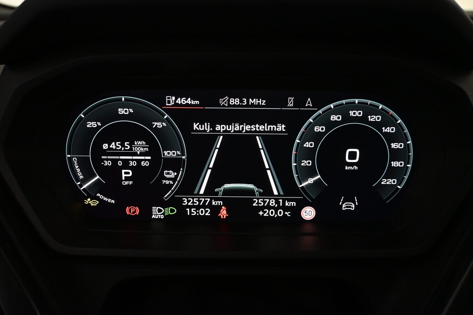 AUDI Q4 e-tron 2025