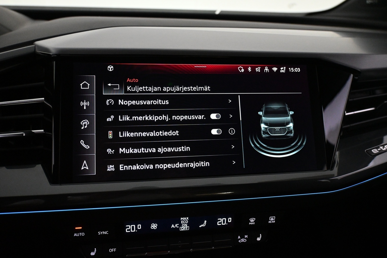 AUDI Q4 e-tron 2025