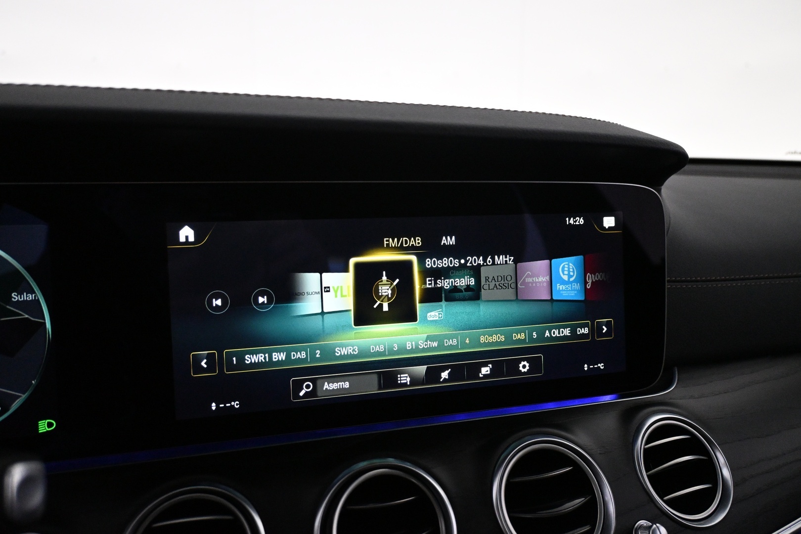 MERCEDES-BENZ E 2022