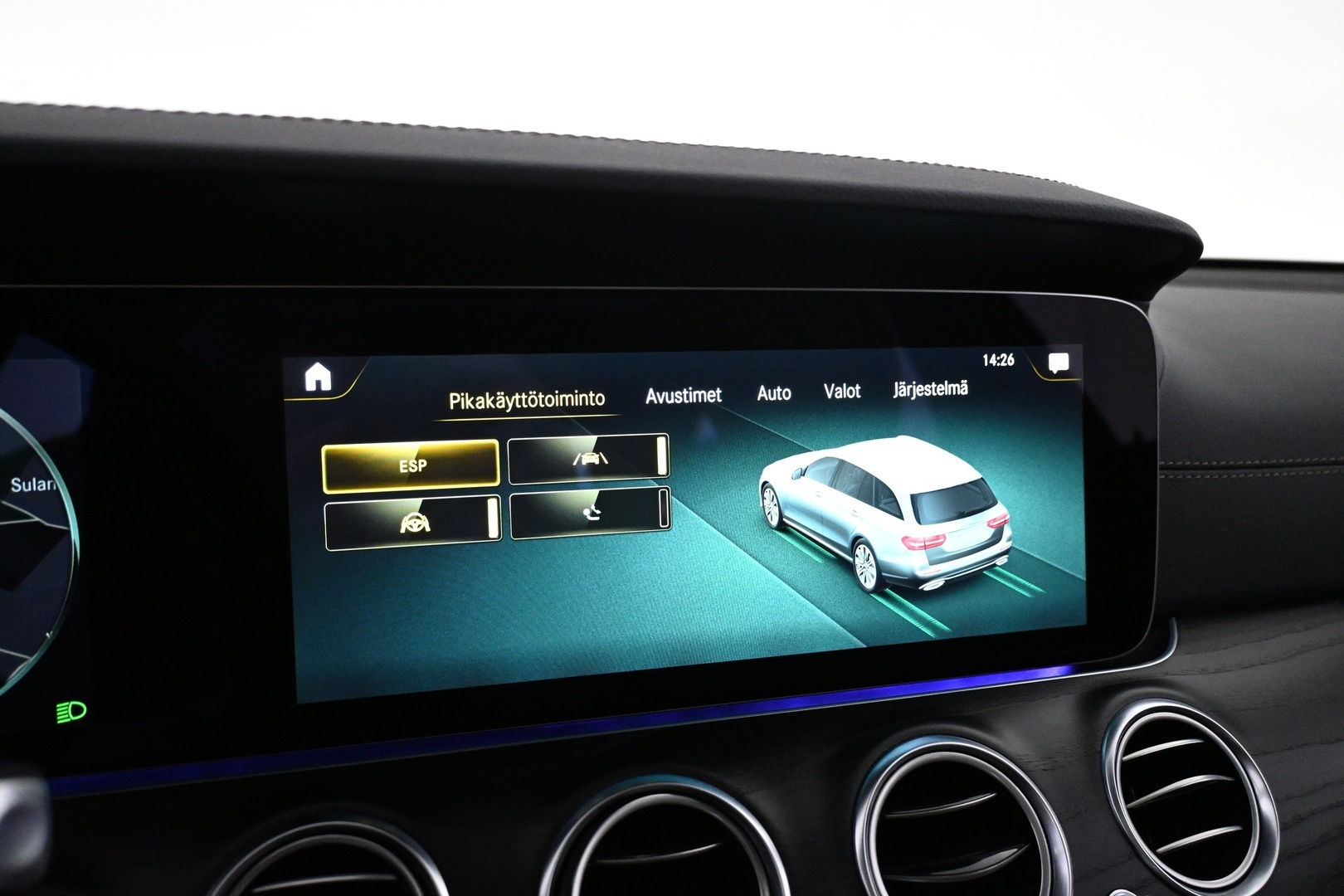 MERCEDES-BENZ E 2022