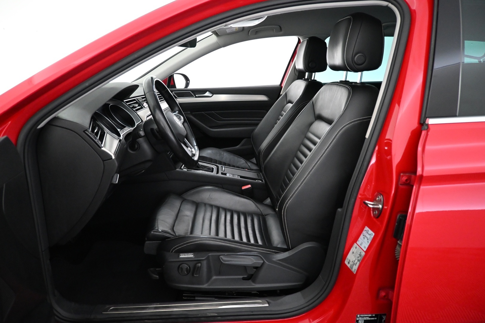 VOLKSWAGEN Passat 2021