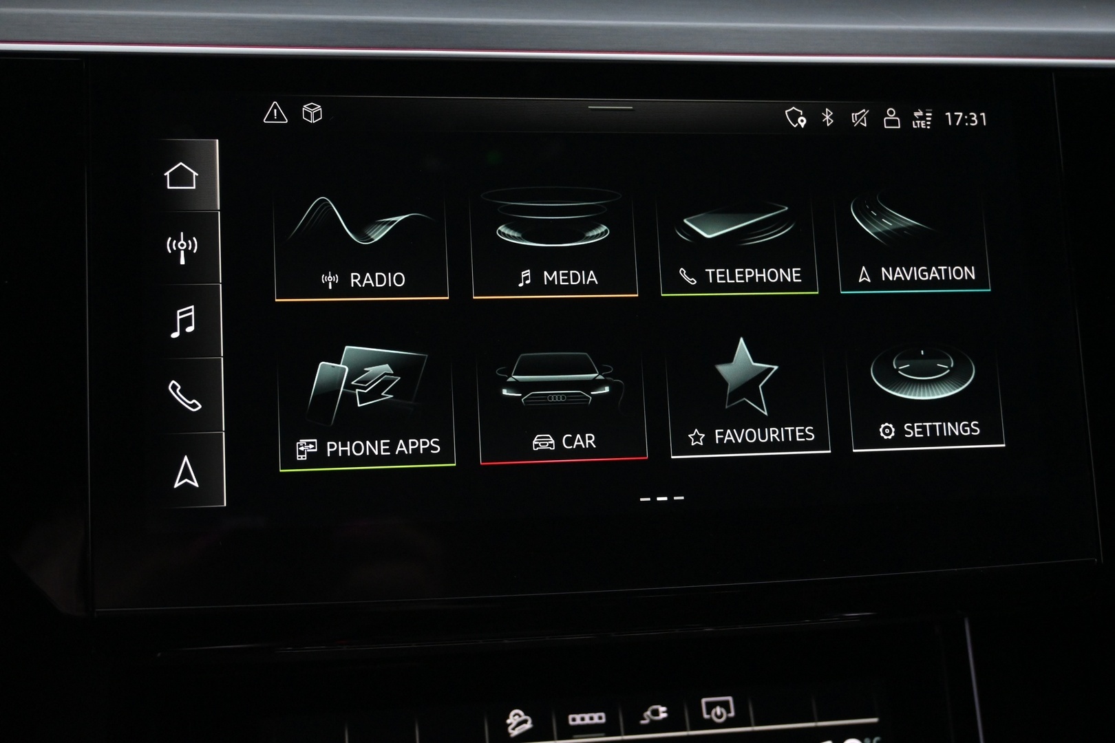 AUDI e-tron 2023