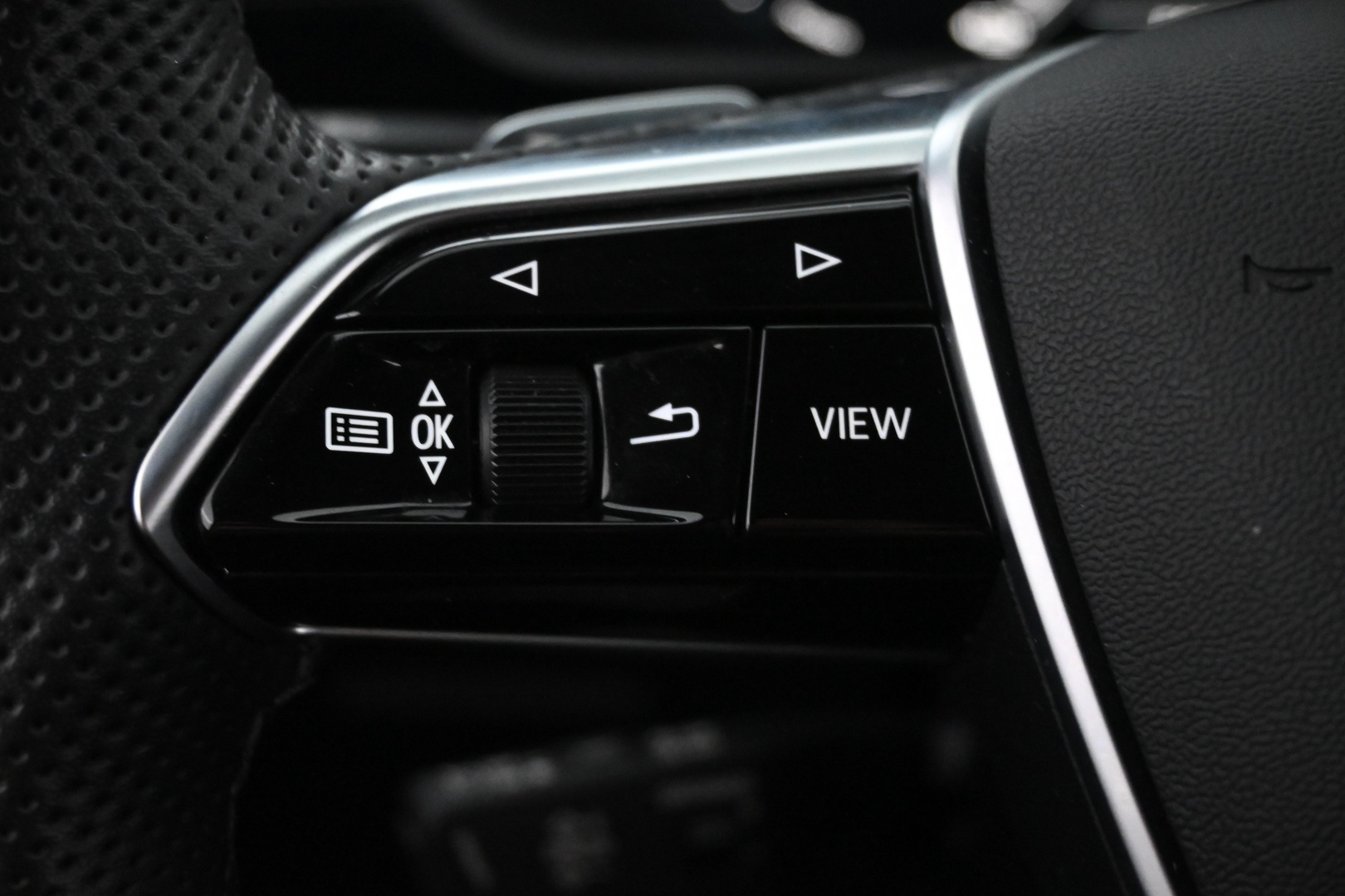 AUDI e-tron 2023