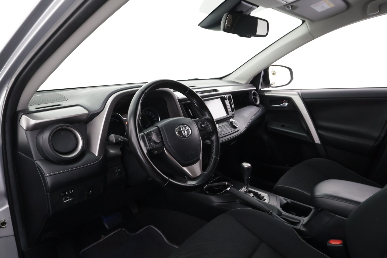 TOYOTA RAV4 2017