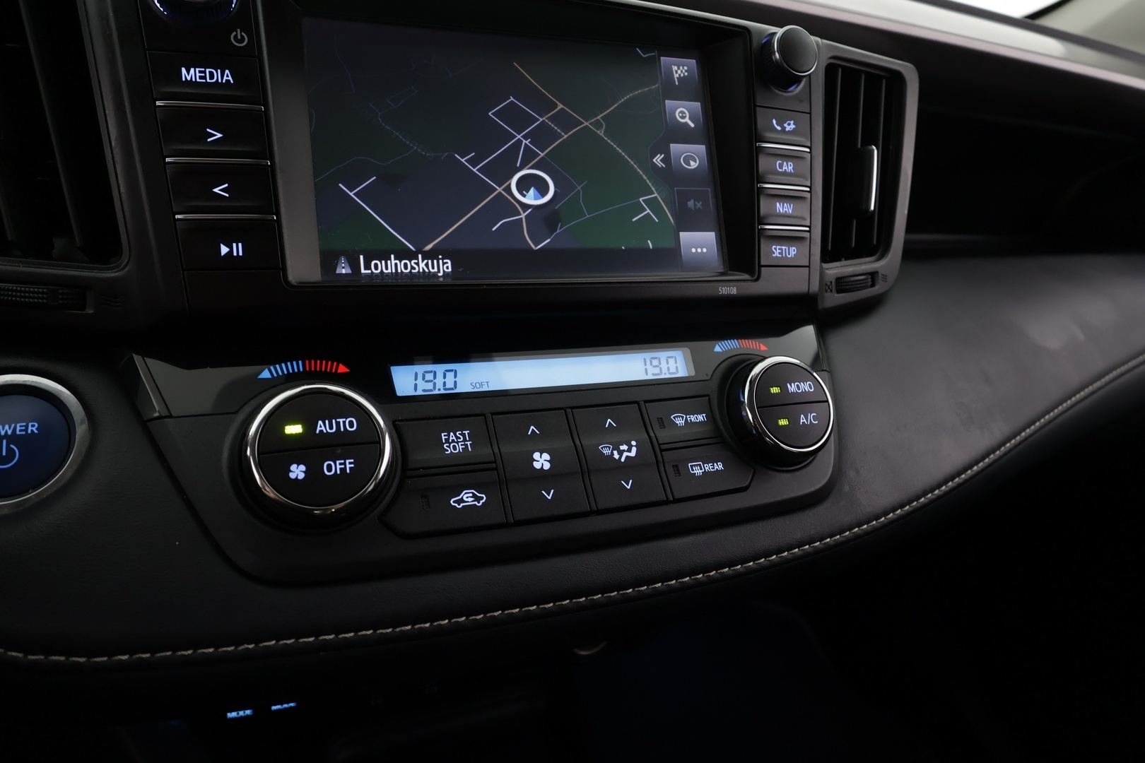 TOYOTA RAV4 2017