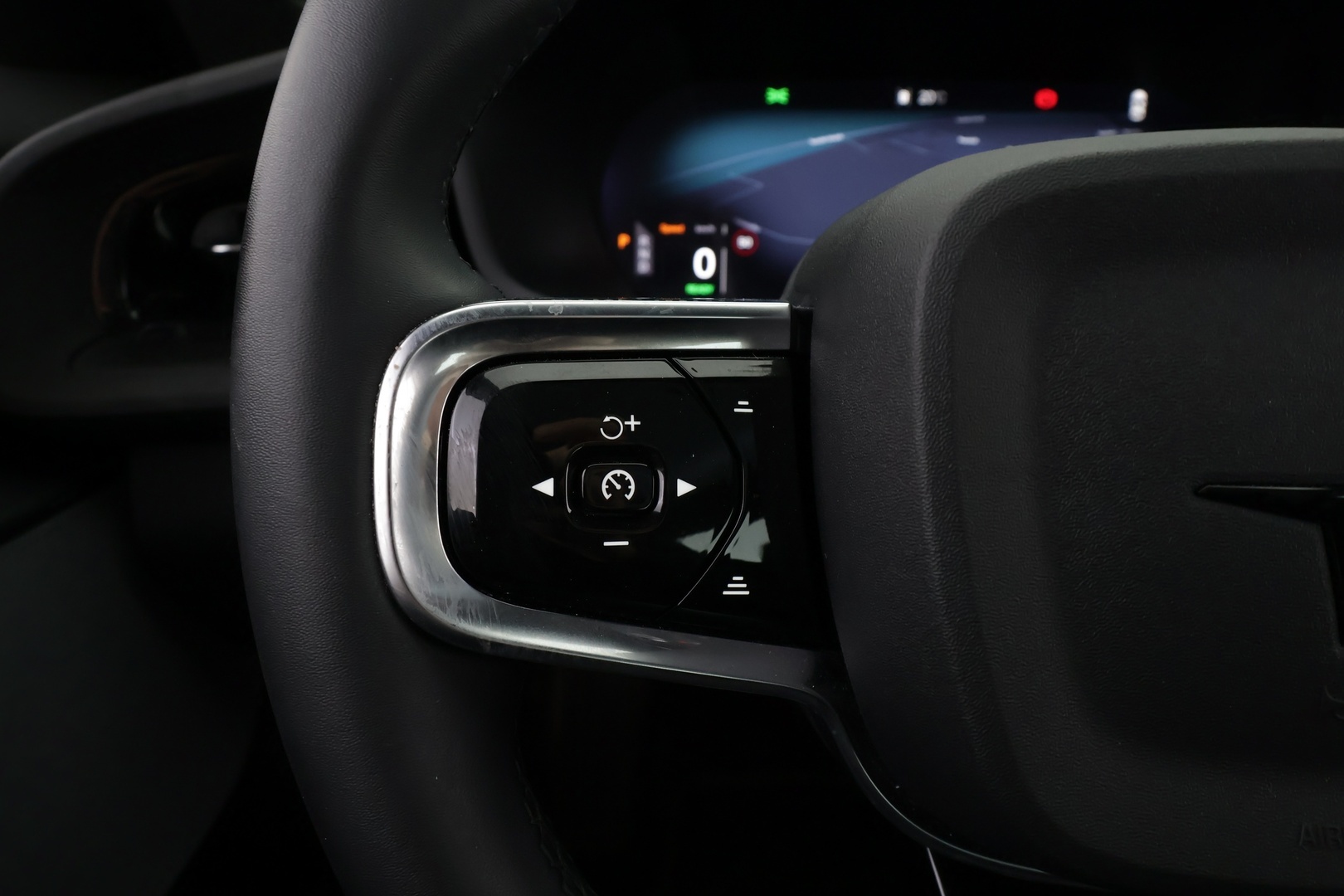 POLESTAR 2 2025