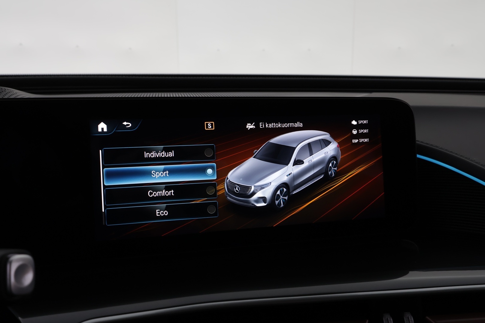 MERCEDES-BENZ EQC 2021