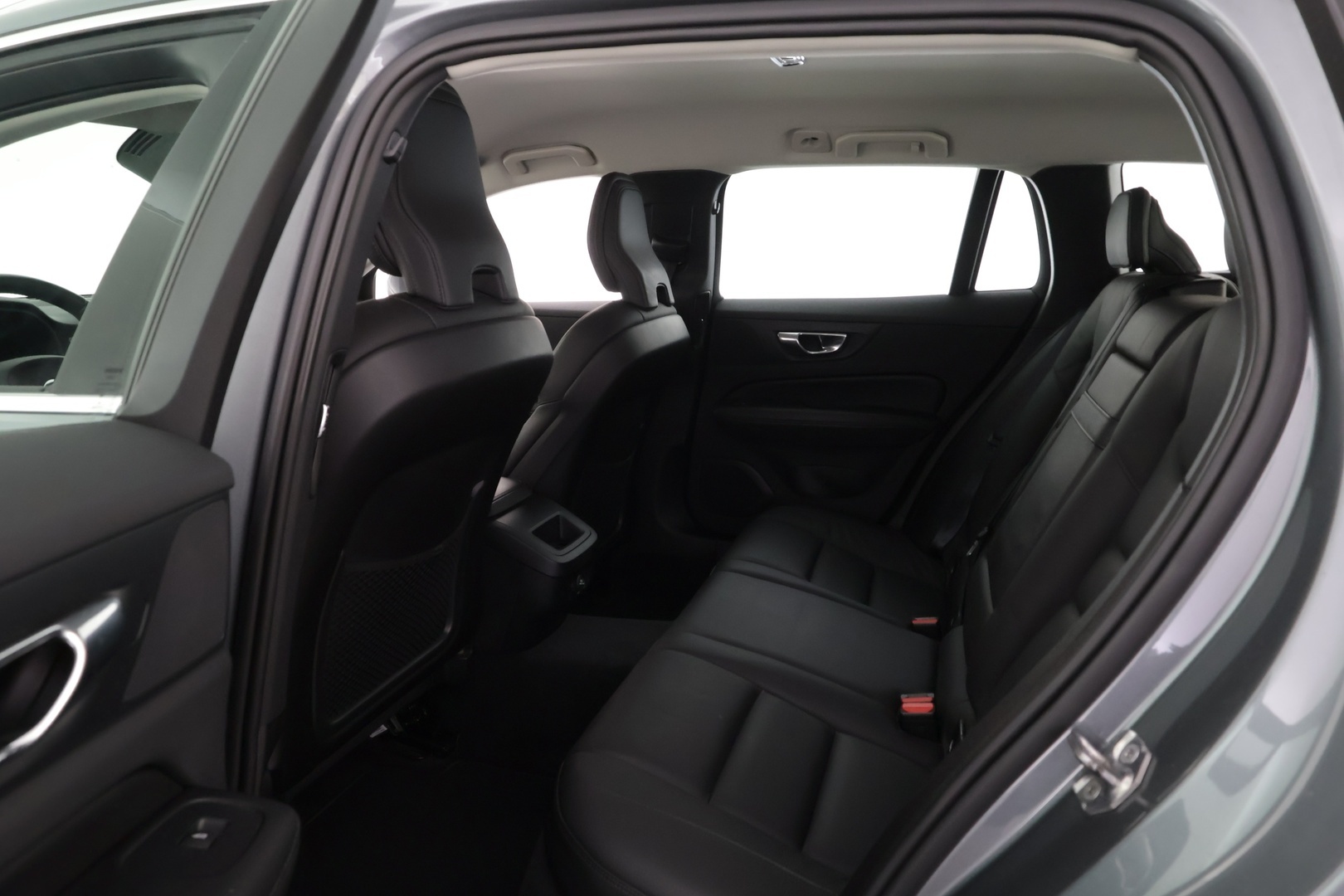 VOLVO V60 2019