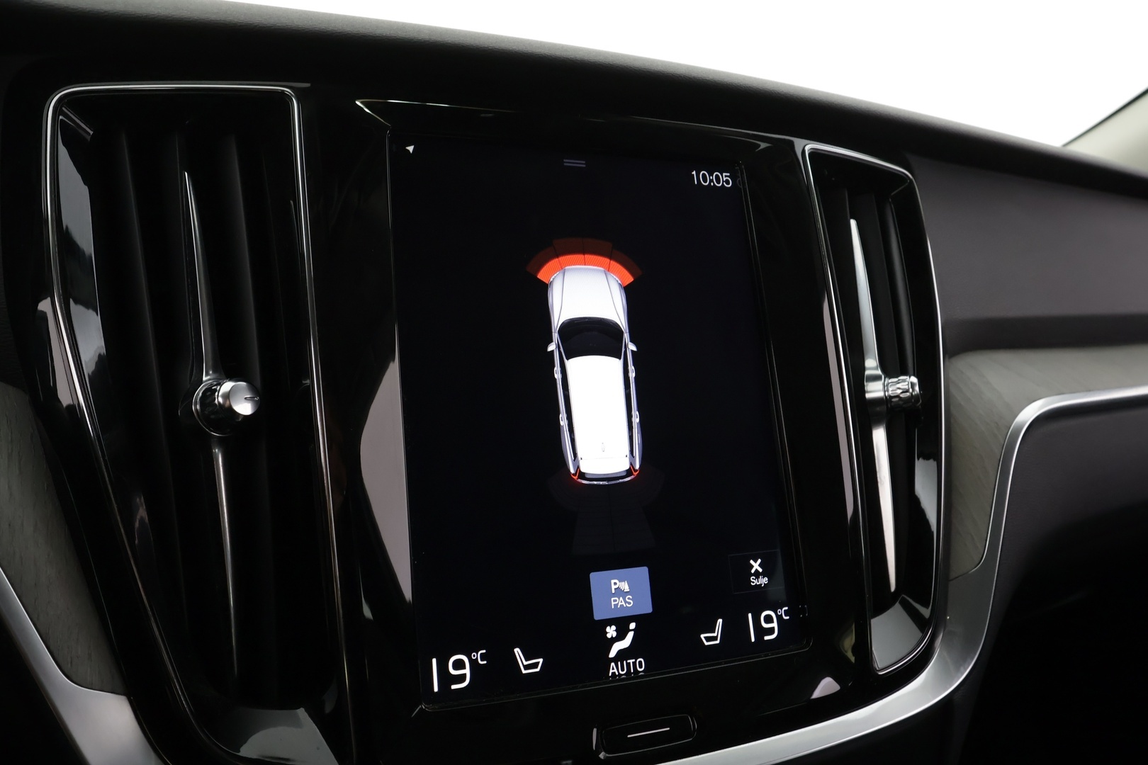 VOLVO V60 2019