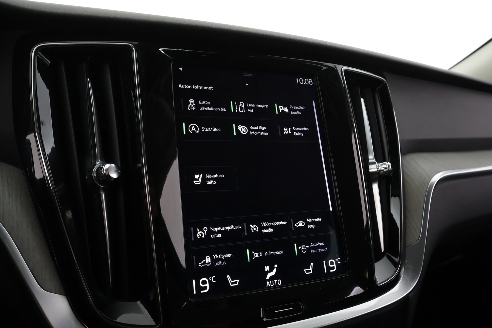 VOLVO V60 2019