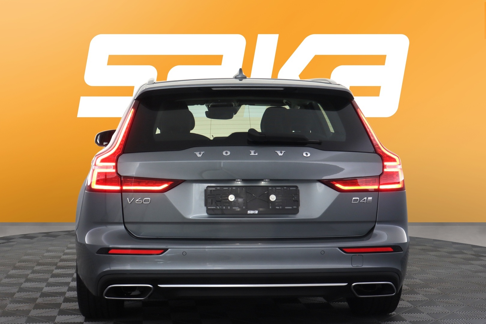 VOLVO V60 2019