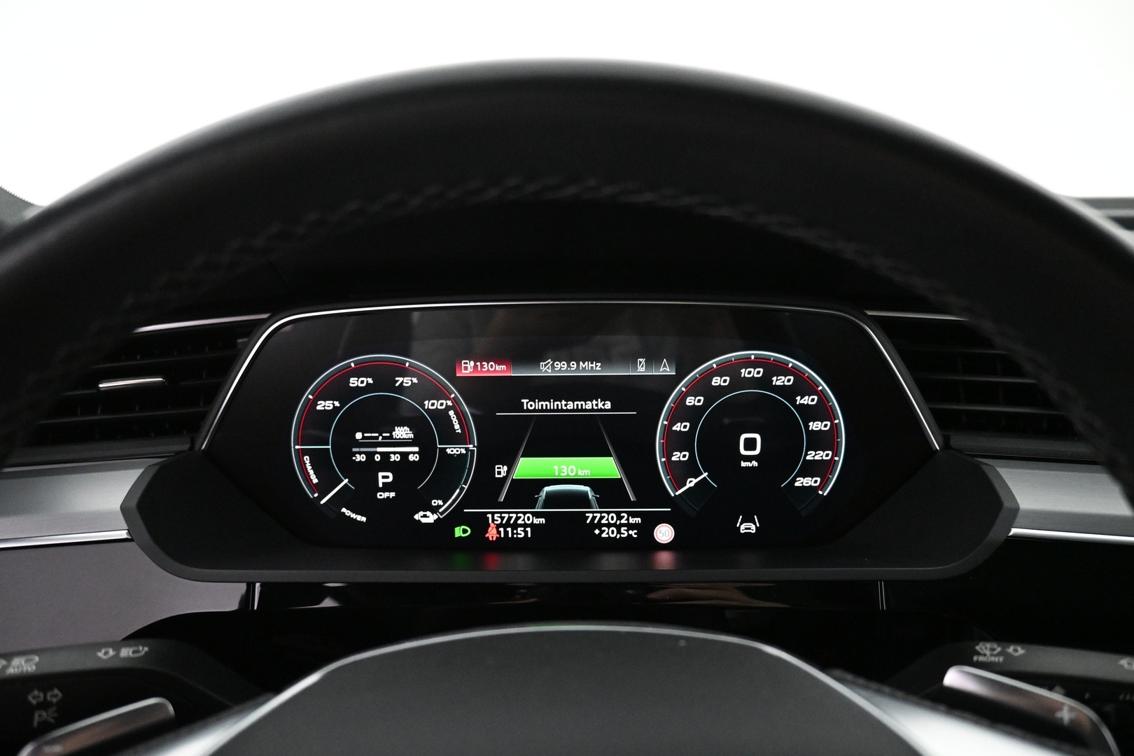 AUDI e-tron 2022