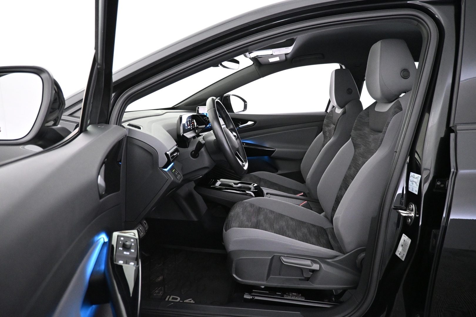 VOLKSWAGEN ID.4 2023