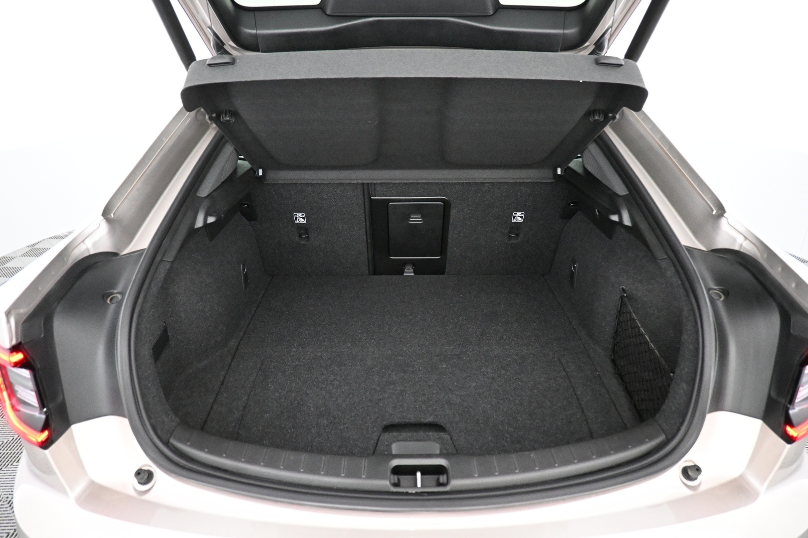 POLESTAR 2 2024