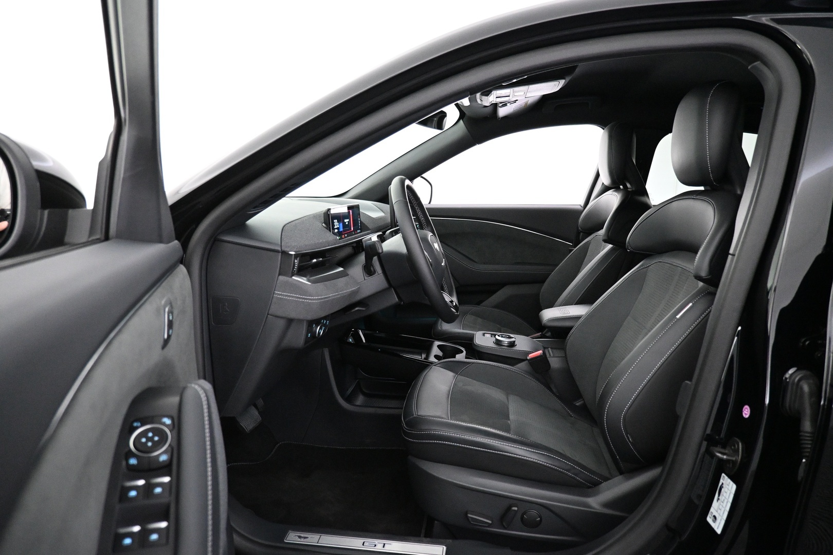 FORD Mustang Mach-E 2022
