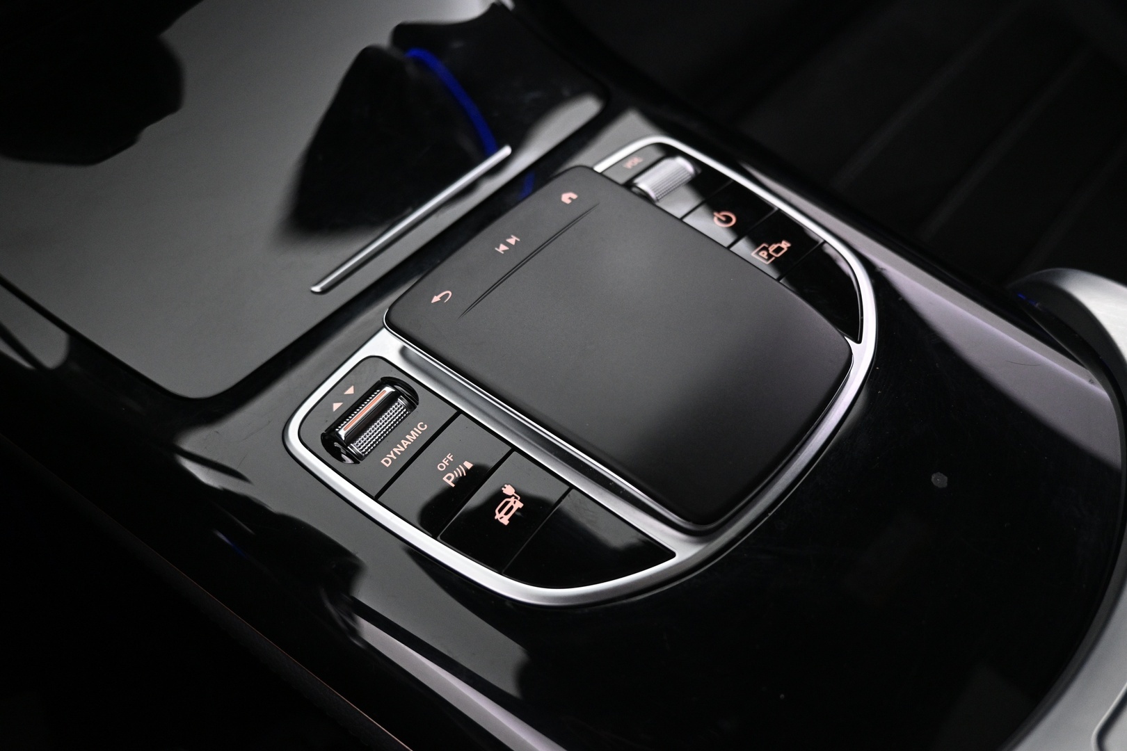 MERCEDES-BENZ EQC 2023