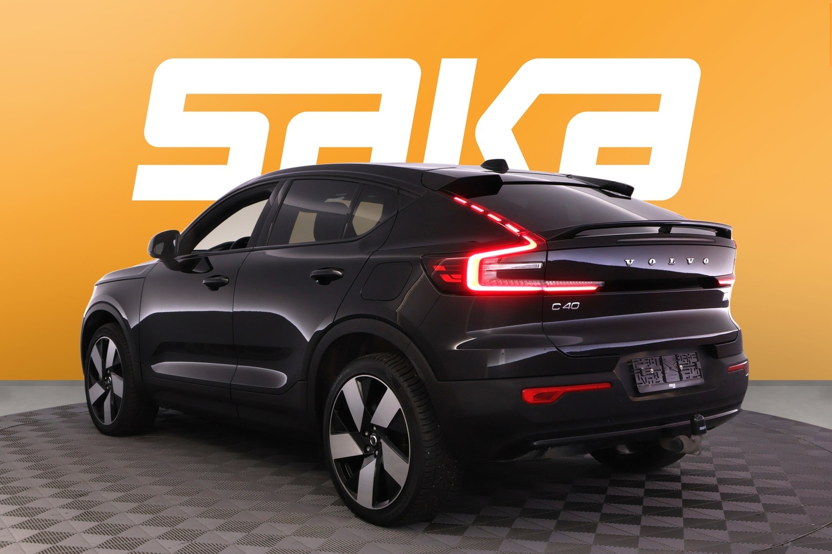 VOLVO C40 2023