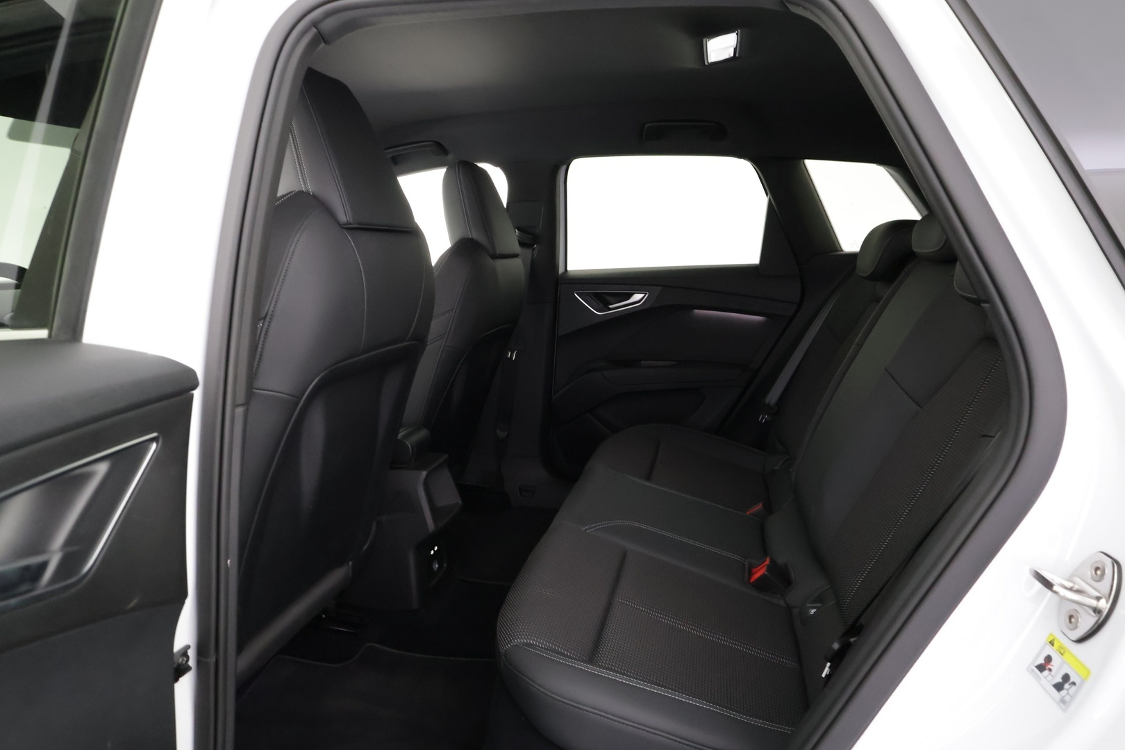 AUDI Q4 e-tron 2023