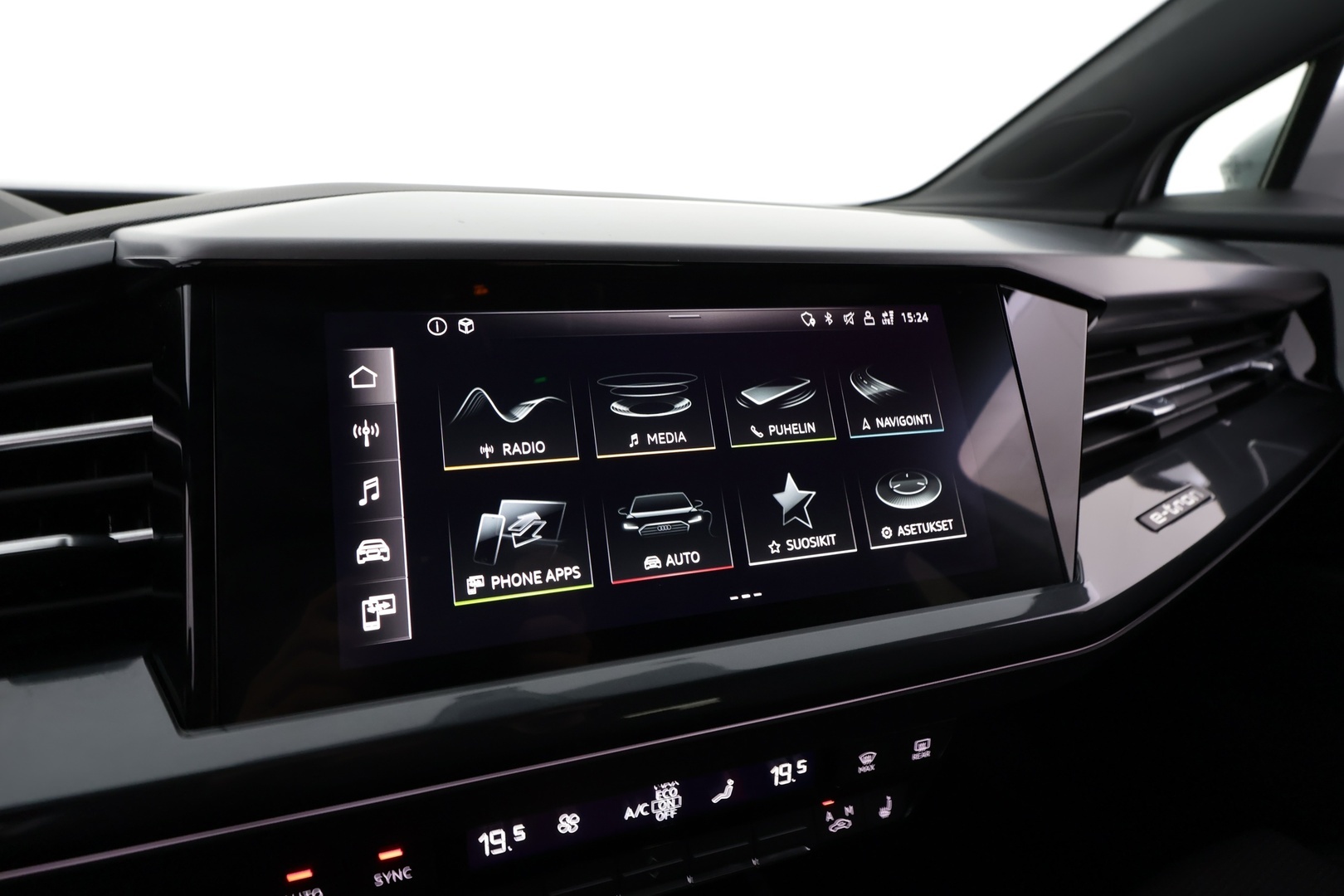 AUDI Q4 e-tron 2023