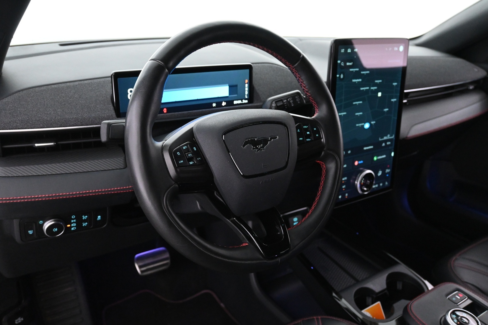 FORD Mustang Mach-E 2022
