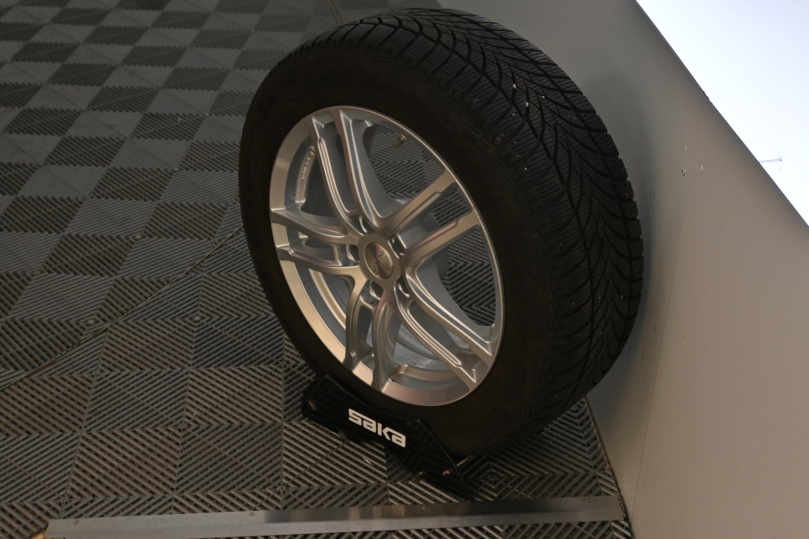 BMW i4 2024