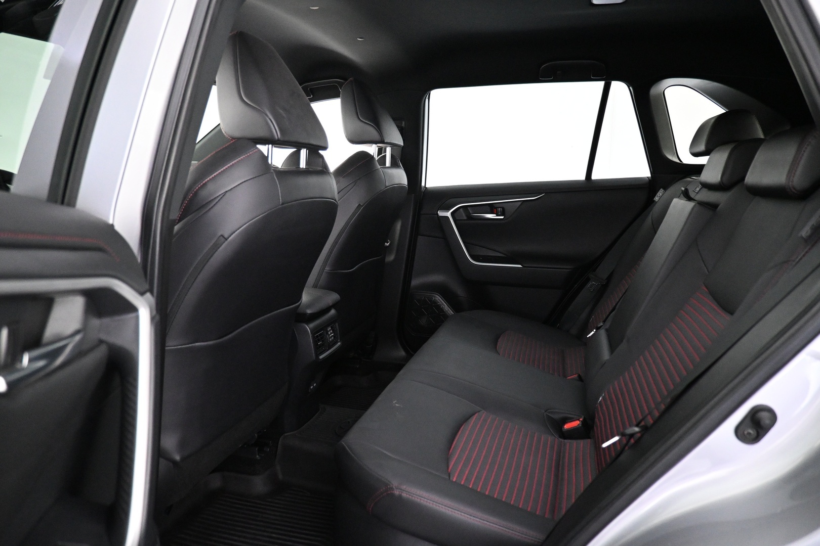 TOYOTA RAV4 Plug-in 2024