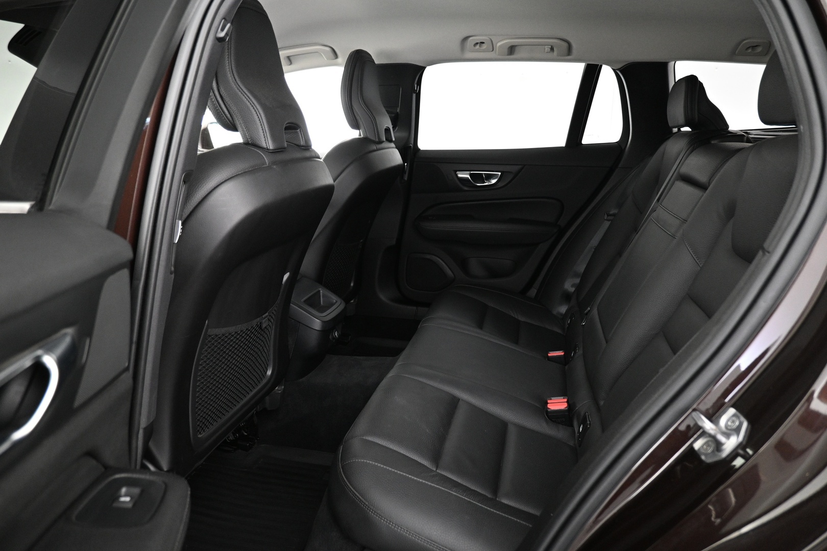 VOLVO V60 2020