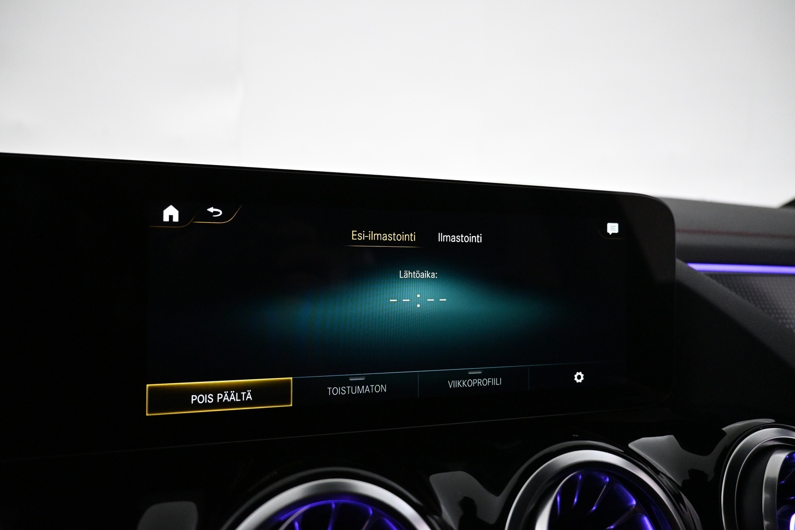 MERCEDES-BENZ EQA 2023
