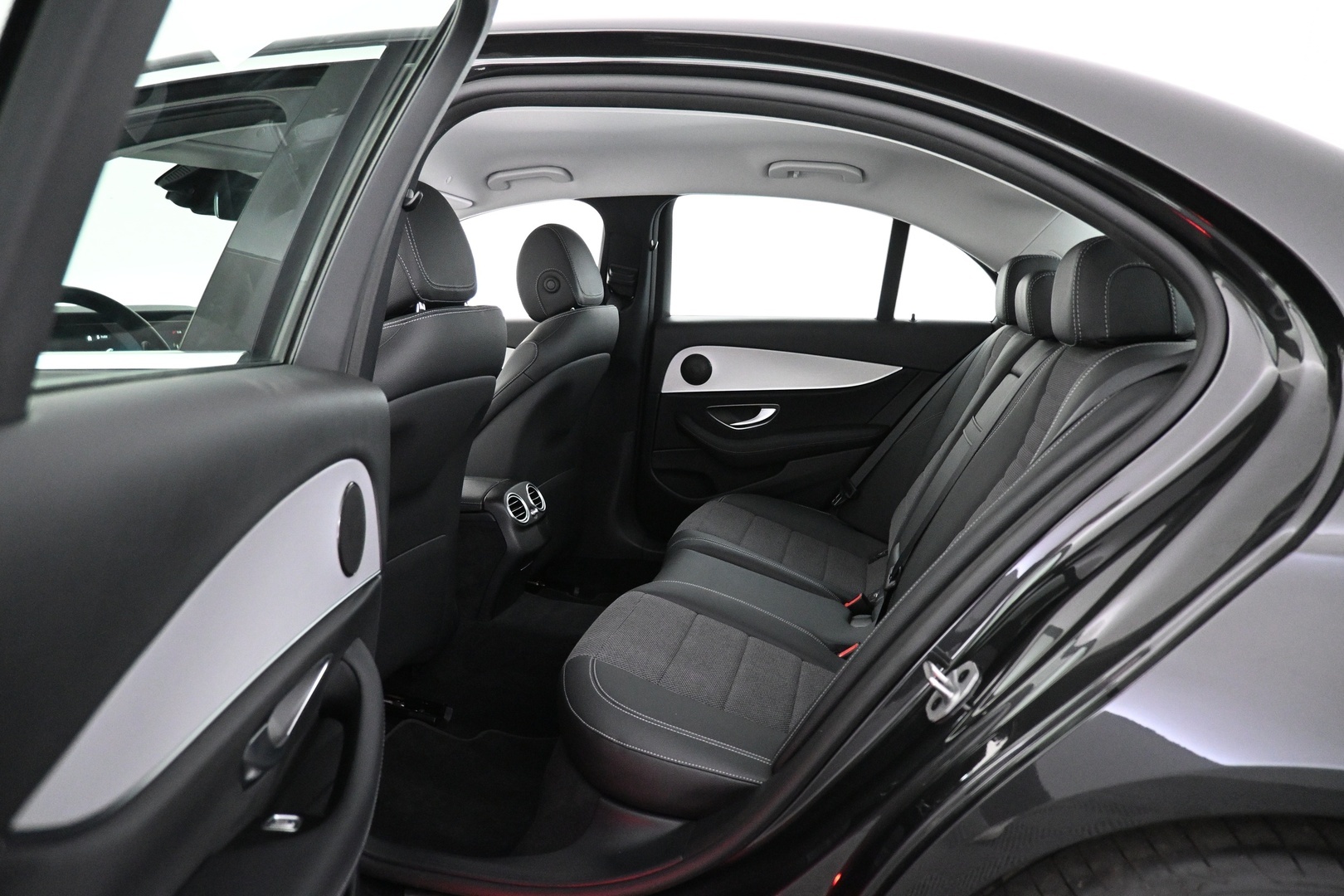 MERCEDES-BENZ E 2021