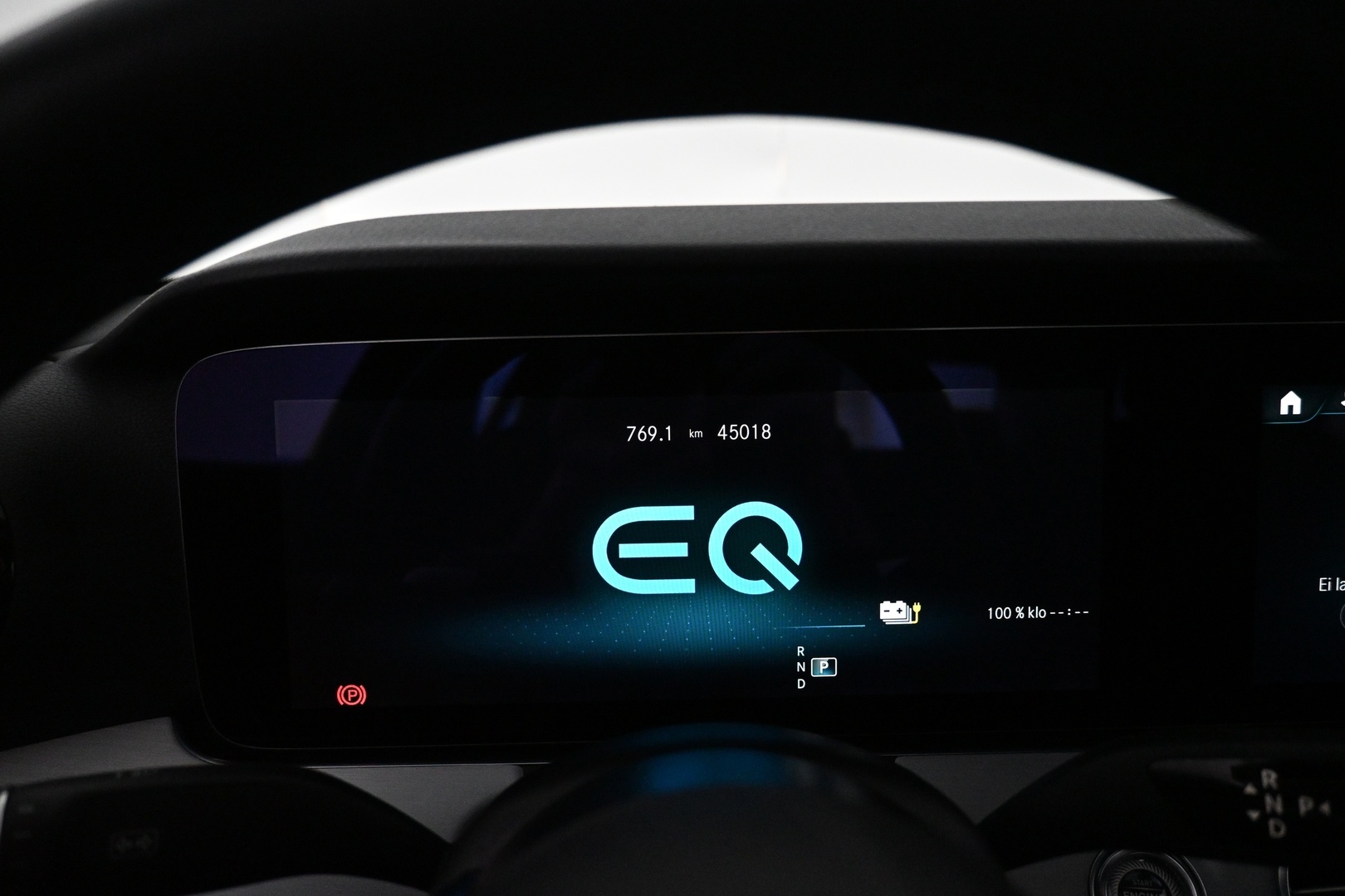 MERCEDES-BENZ E 2021