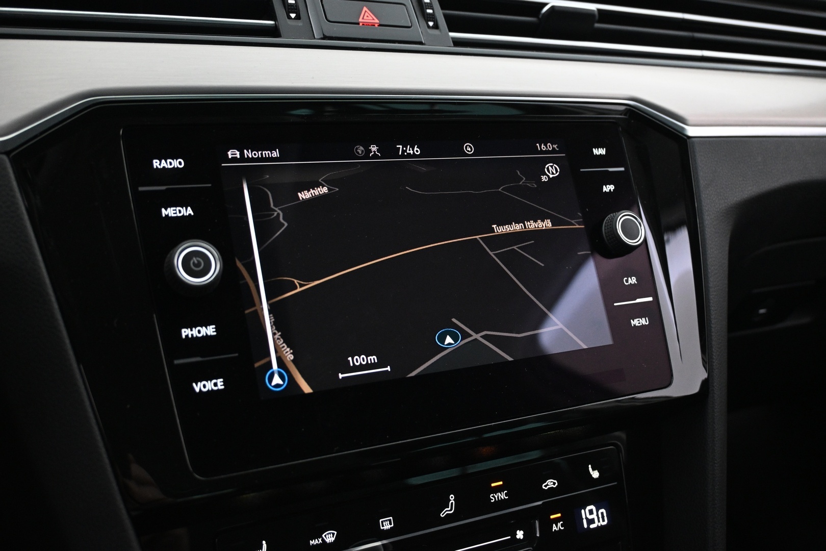 VOLKSWAGEN Passat 2021