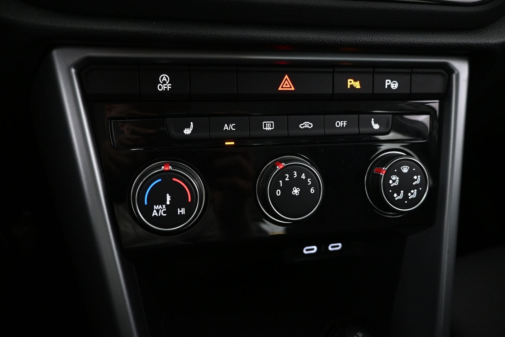 VOLKSWAGEN T-Roc 2023