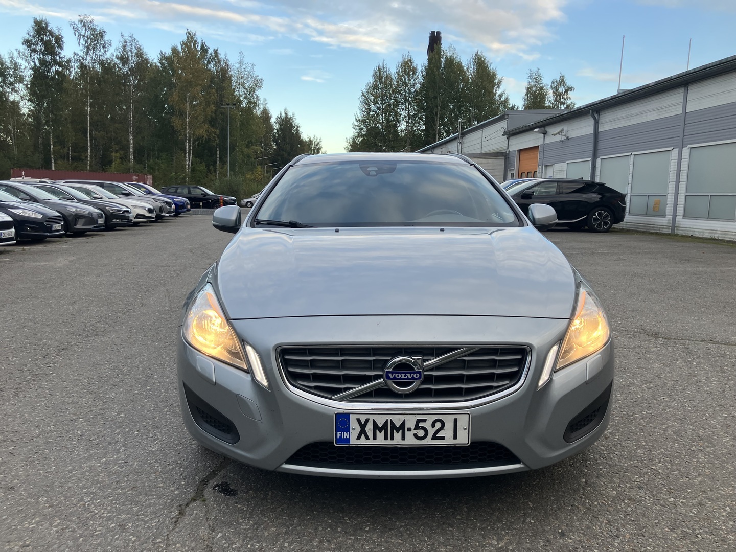 VOLVO V60 2012