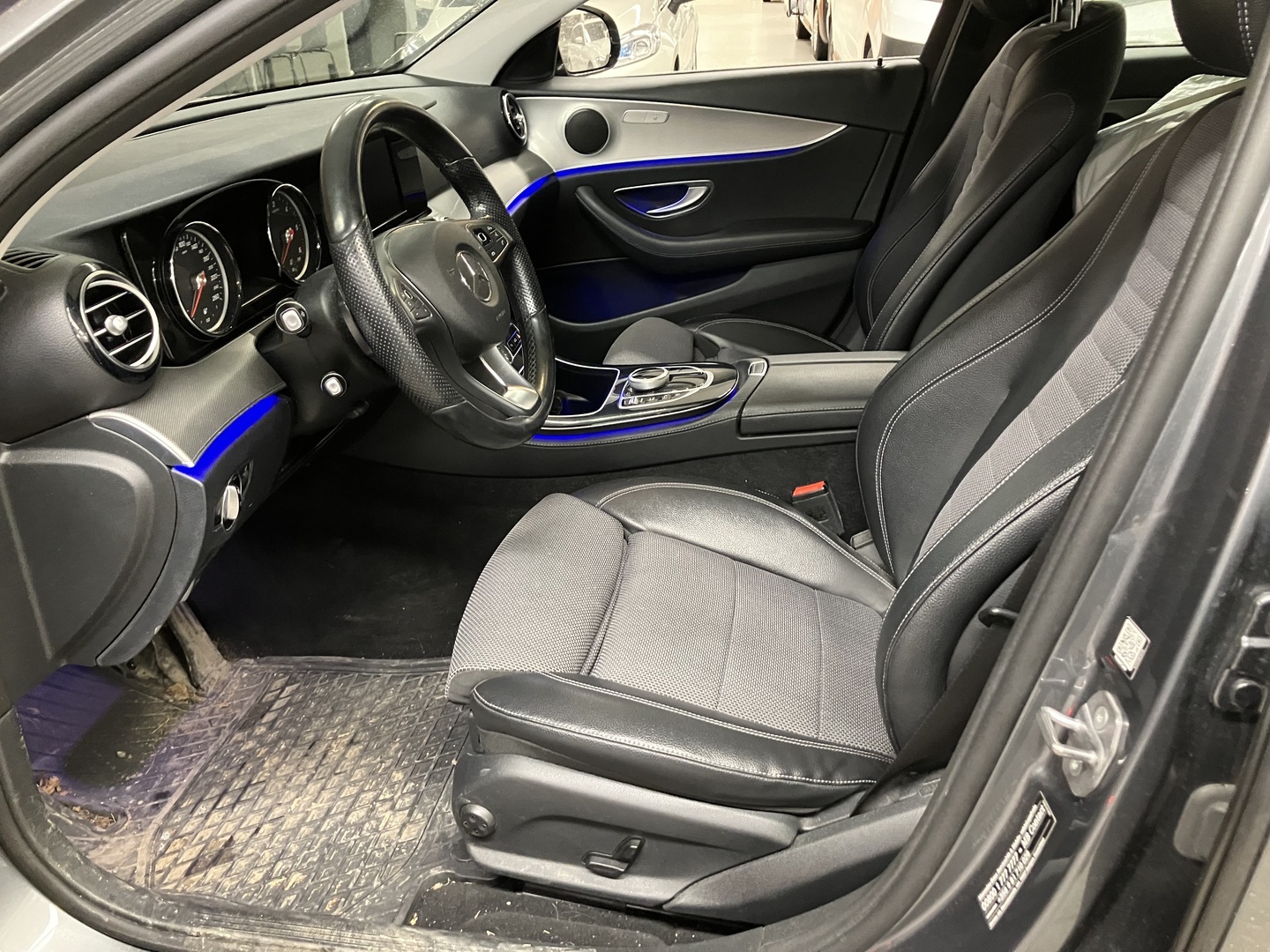 MERCEDES-BENZ E 2017