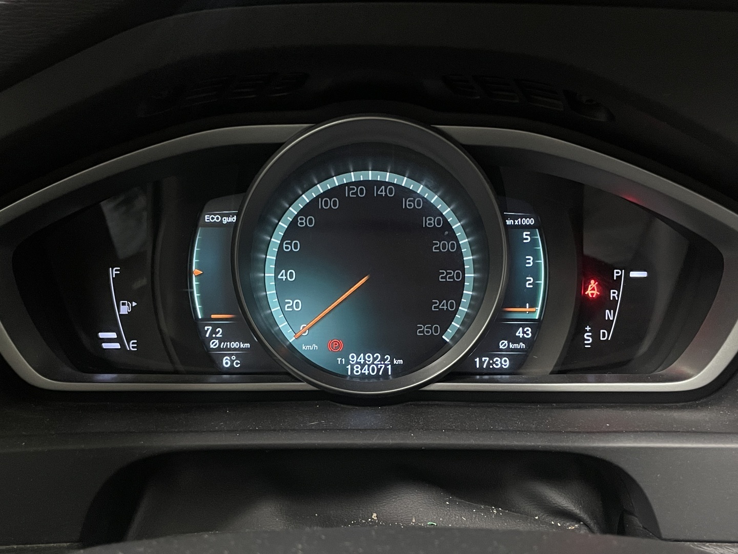 VOLVO V40 Cross Country 2018